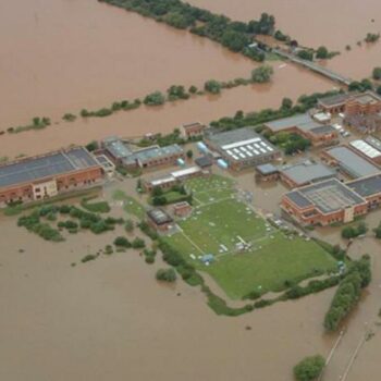 A Participatory Approach to Data Collection for GIS for Flood Risk Management in Informal Settlements of Cape Town