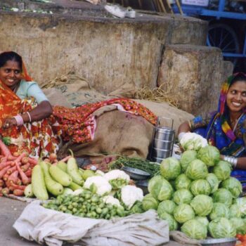 Constructing statistical profiles of urban informal work