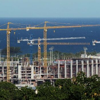 Financing infrastructure in cities of the global South