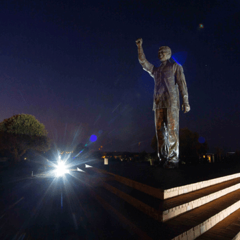 Knowing the City: Urban Scholarship from Apartheid to Democracy